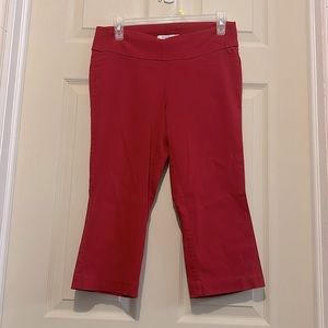 Ricki’s M red capri